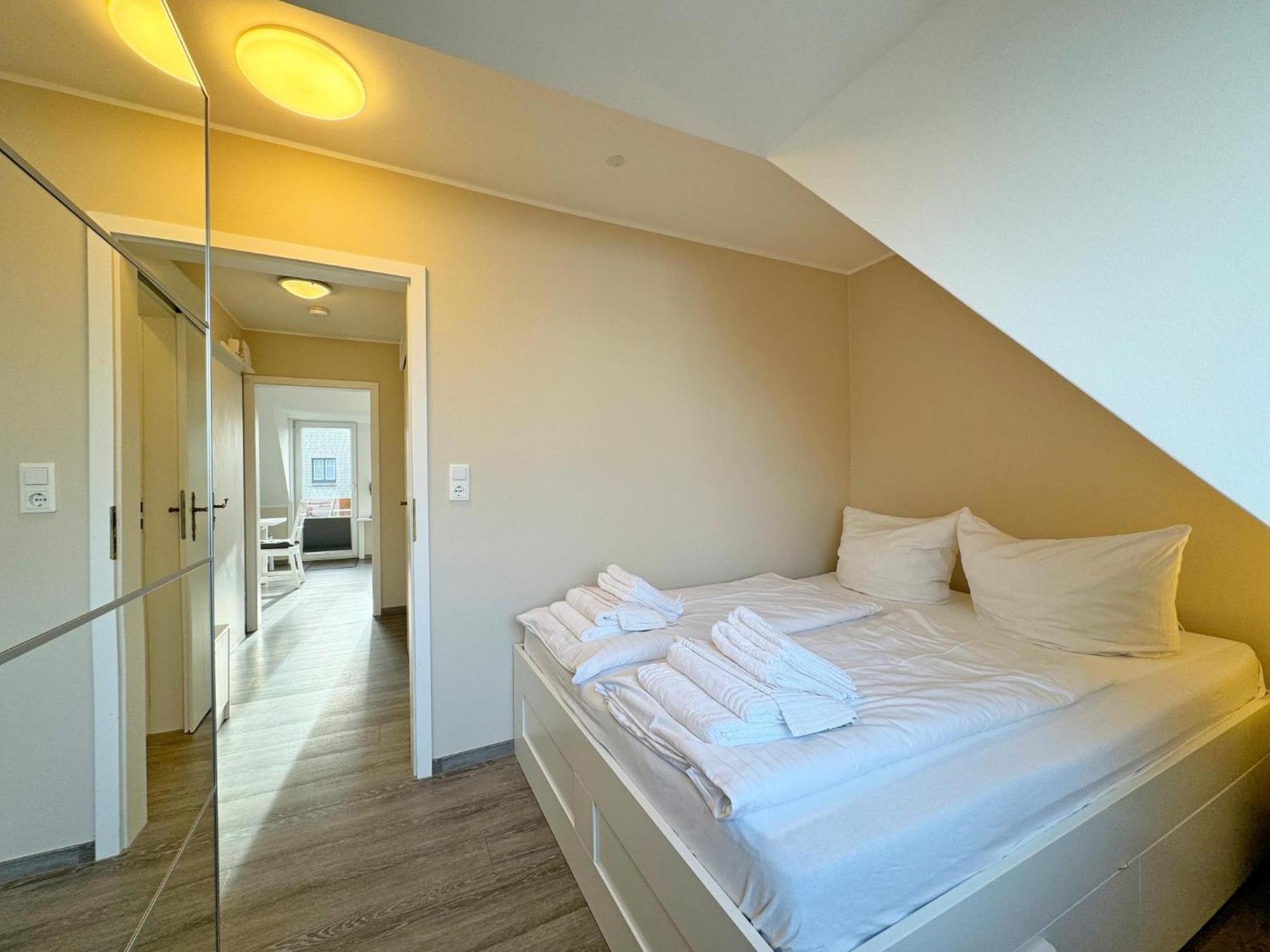 Ferienwohnung In Tinnum Mit Balkon Sylt Luaran gambar